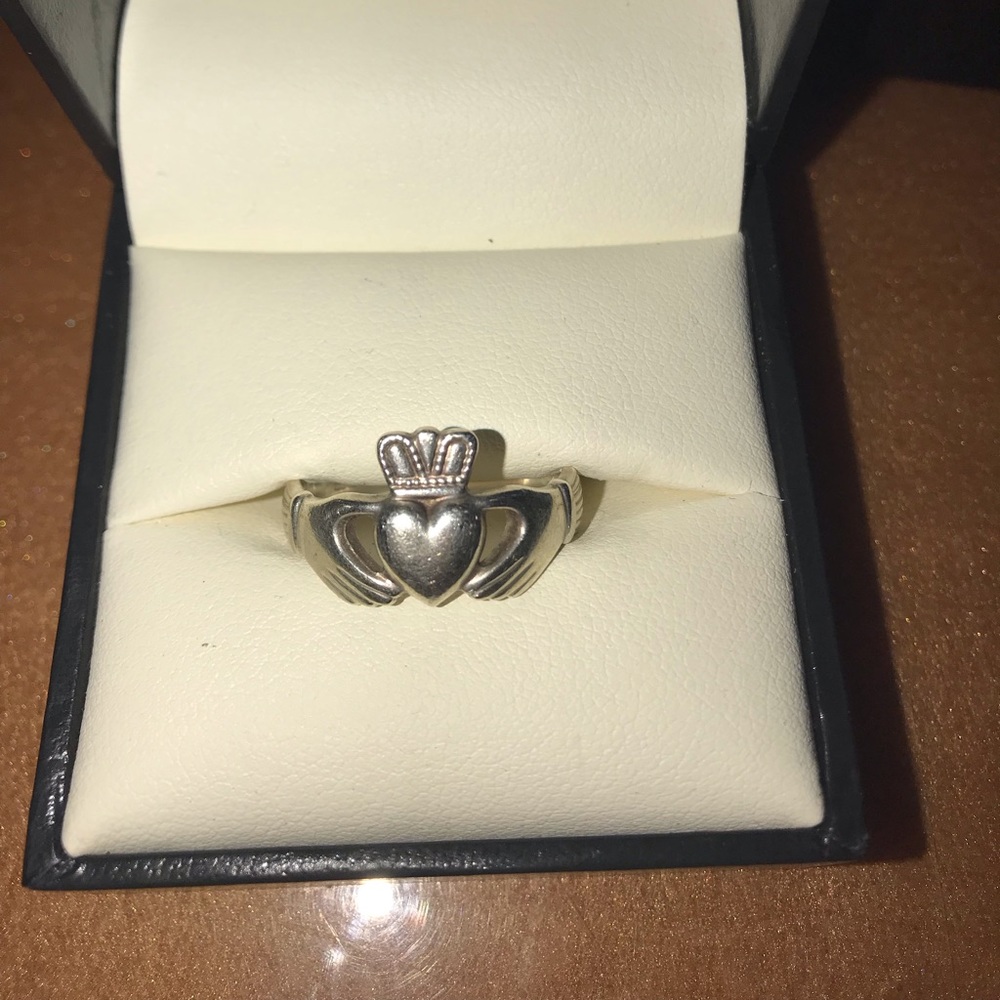 Ring